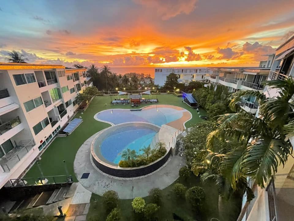 Karon Butterfly Kata Hill Condo By The Sea Ban Karon 外观 照片